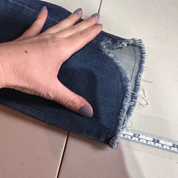 J Jill Authentic Fit Slim Ankle Raw Hem‎ Size 10 Medium Wash Blue Cropped - Picture 10 of 16